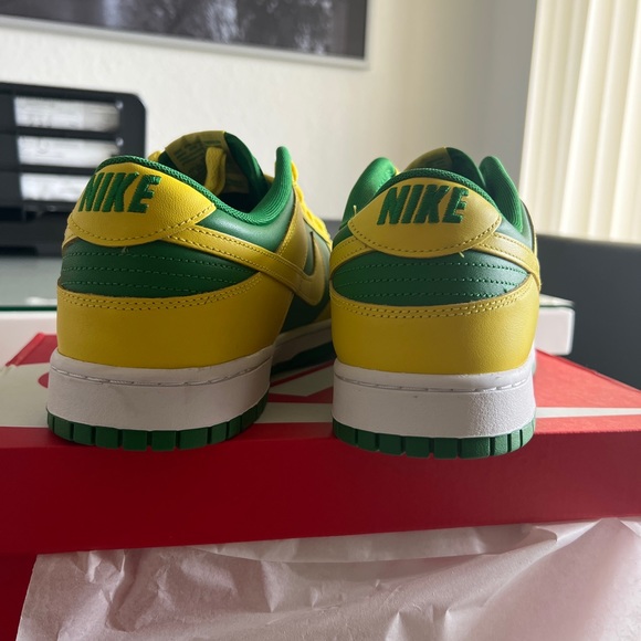 Nike Dunk Low Retro Reverse Brazil - Picture 3 of 6